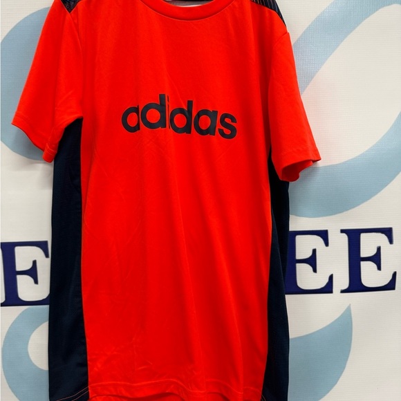 Adidas boys athletic sportswear, short sleeve top dry fit - Picture 1 of 8